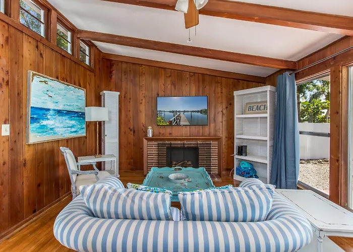 Holiday home Coastal Escape - Indian Rocks